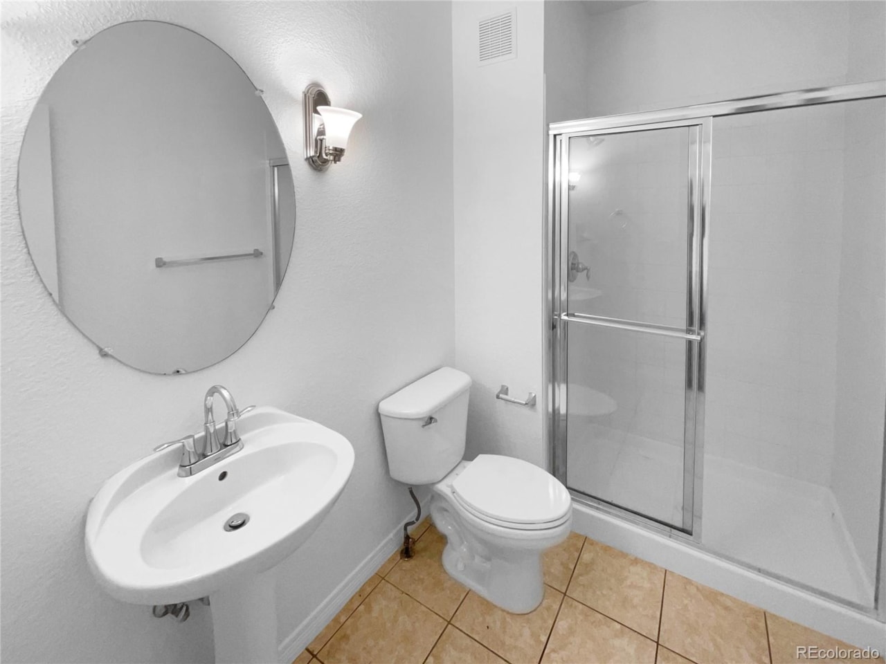 13848 Teal Creek Dr Aspen Creek Filing No 7 Welcome to this beautifully updated home. The neutral color paint scheme and fresh interior paint... Broomfield Broomfield CO 80023 5682811 home for sale $1,070,000 5682811 Photo 15