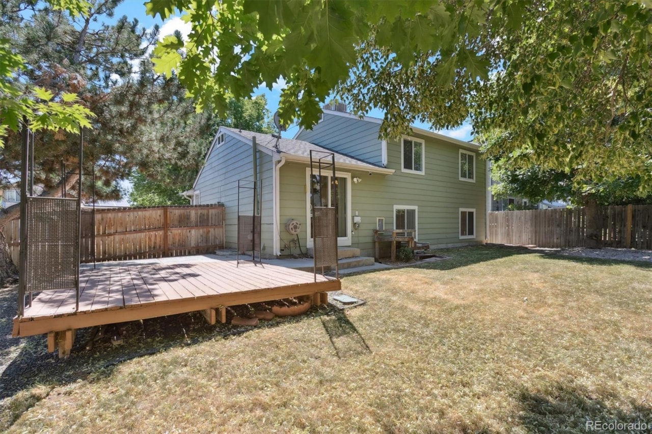 4947 S Espana Way Fox Hill Welcome to your dream home in the Fox Hill neighborhood in the highly sought-after Cherry Creek 5... Centennial Arapahoe CO 80015 2564802 home for sale $499,000 2564802 Photo 24