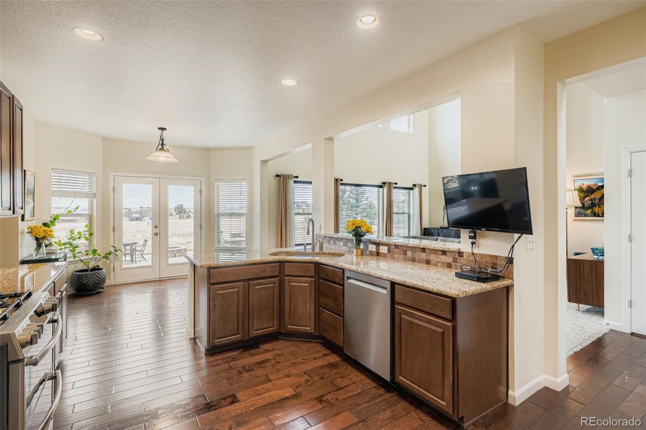 575 Heritage Trl Wild Pointe Set on more than five acres of pristine Colorado landscape, 575 Heritage Trail delivers a luxury... Elizabeth Elbert CO 80107 4856976 home for sale $1,200,000 4856976 Photo 8