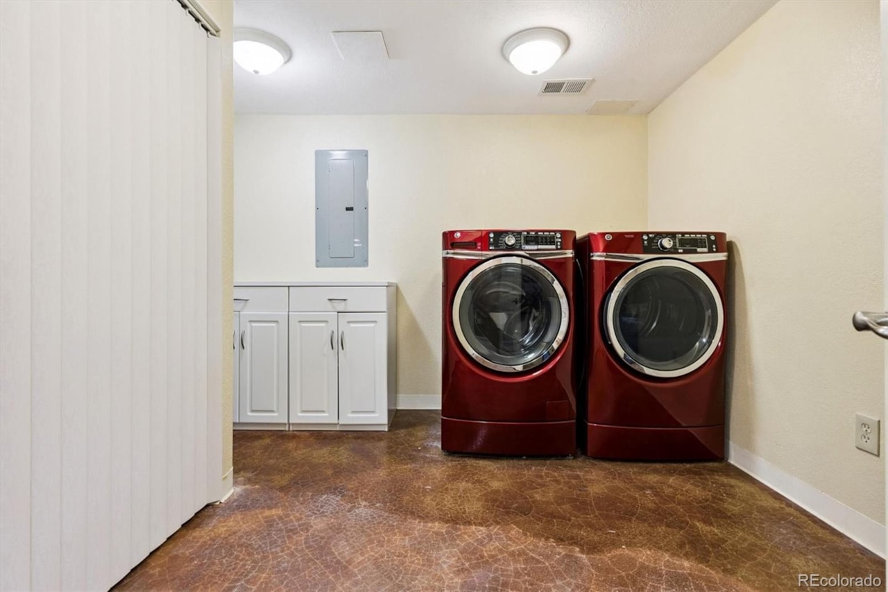 3056 Winnebago Dr Indian Creek Ranch Perched on one of the highest elevations within desirable Indian Creek Ranch, the stunning Sacco... Sedalia Douglas CO 80135 1919143 home for sale $1,800,000 1919143 Photo 22