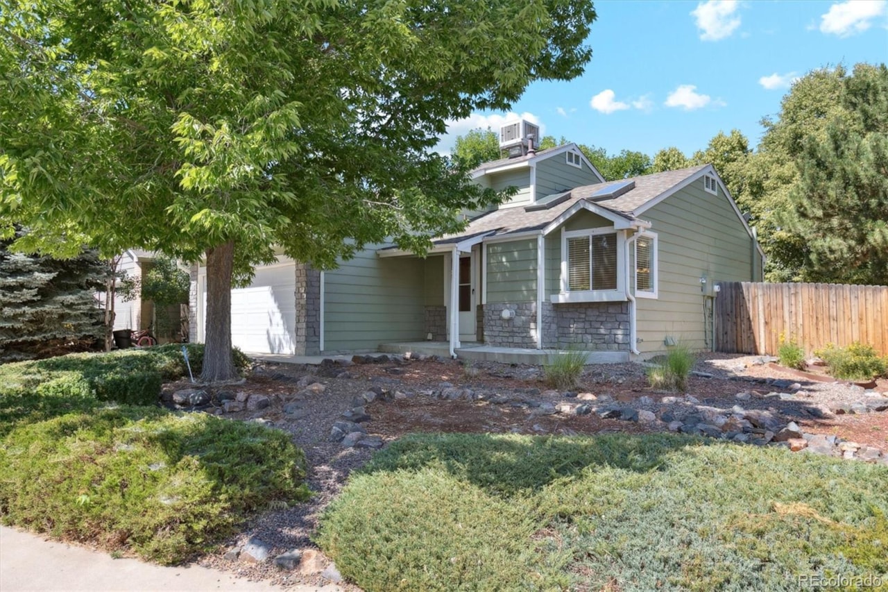 4947 S Espana Way Fox Hill Welcome to your dream home in the Fox Hill neighborhood in the highly sought-after Cherry Creek 5... Centennial Arapahoe CO 80015 2564802 home for sale $499,000 2564802 Photo 22