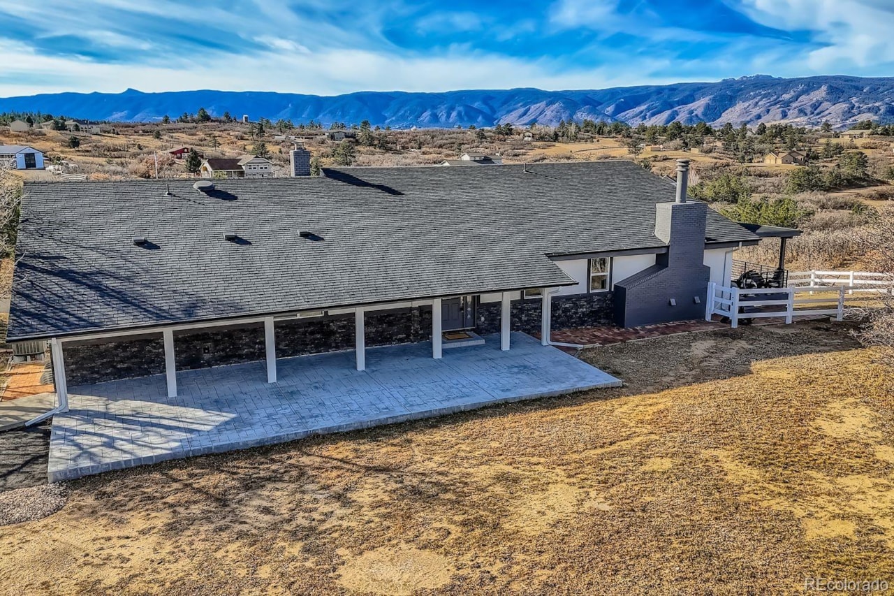 3435 Dawson Rd Perry Pines Gorgeous mountain contemporary walk-out ranch on 5 private acres in Perry Pines community, offering... Sedalia Douglas CO 80135 4545860 home for sale $1,649,000 4545860 Photo 2