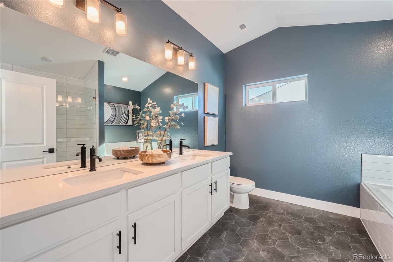 15294 W 68th Place Geos Move-in December! This brand-new 3-bedroom, 2-bathroom Sonnenvilla plan home offers an exceptional... Arvada Jefferson CO 80007 3962836 home for sale $709,990 3962836 Photo 24