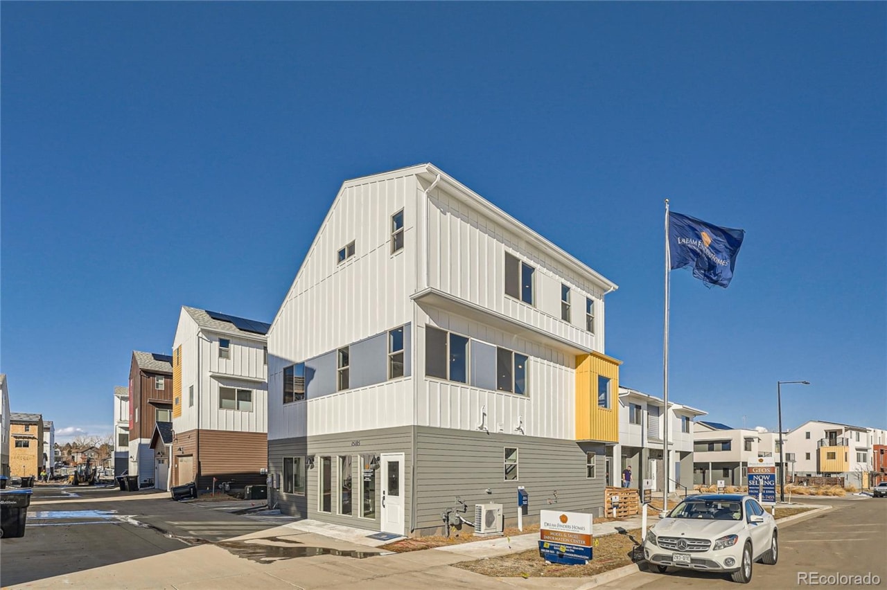 15294 W 68th Place Geos Move-in December! This brand-new 3-bedroom, 2-bathroom Sonnenvilla plan home offers an exceptional... Arvada Jefferson CO 80007 3962836 home for sale $709,990 3962836 Photo 28