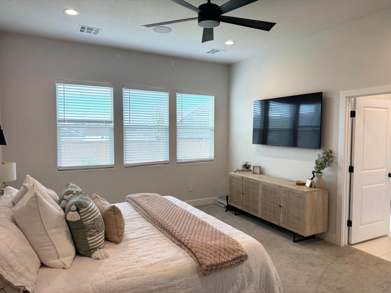 3058 E Beartrap Canyon DR Washington, UT 84780 home for sale, MLS#25-266948 - Erika Rogers Photo 11