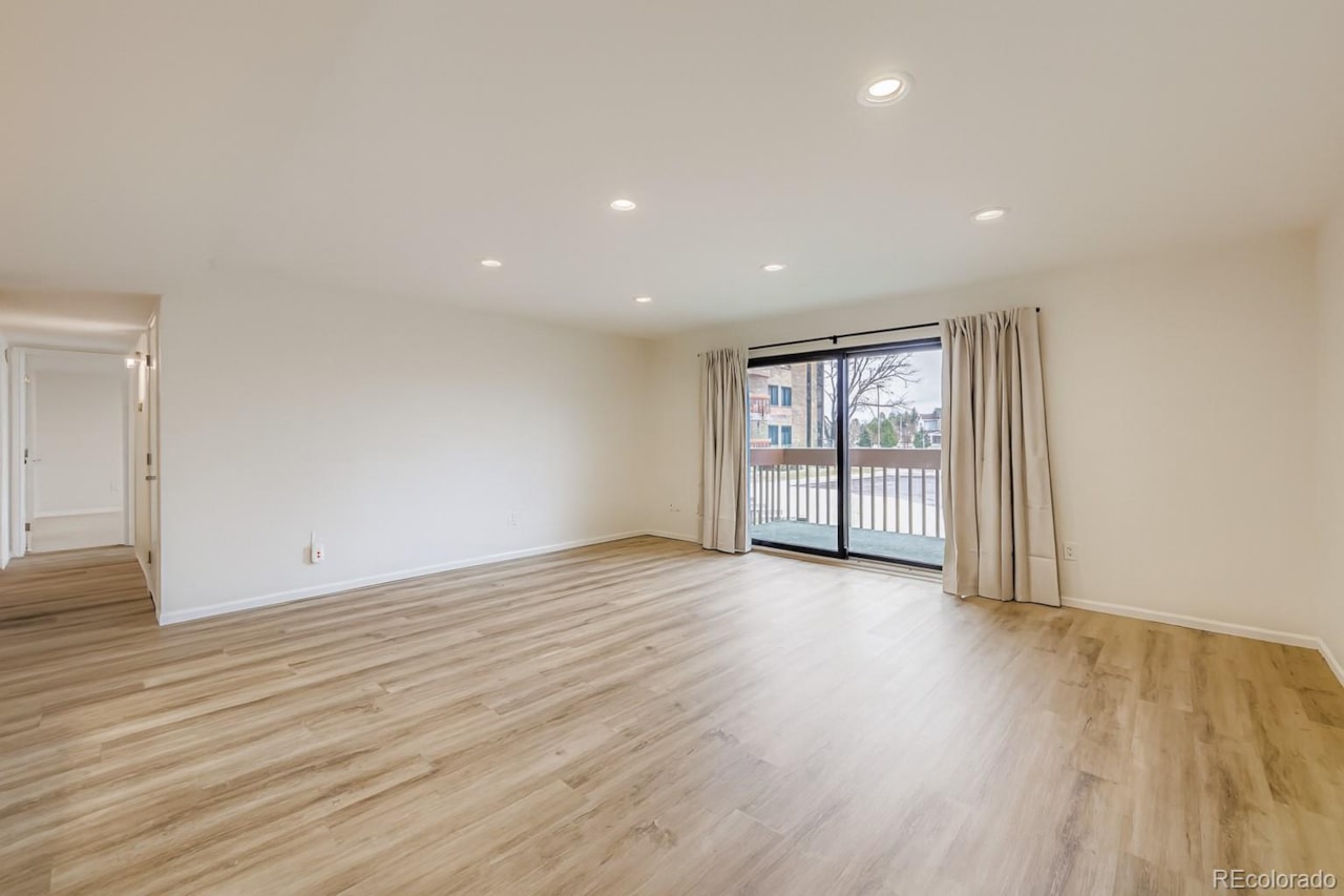 12565 Sheridan Blvd #115 Corbin Manor Excellent 2 bed/2 bath first floor condo in the highly desirable 55+ community of Corbin Manor... Broomfield Broomfield CO 80020 6792637 condo for sale $365,000 6792637 Photo 9