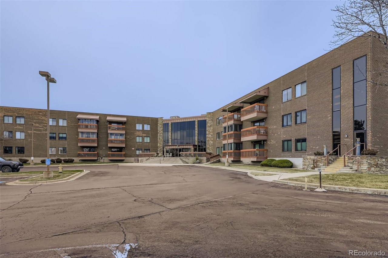 12565 Sheridan Blvd #115 Corbin Manor Excellent 2 bed/2 bath first floor condo in the highly desirable 55+ community of Corbin Manor... Broomfield Broomfield CO 80020 6792637 condo for sale $365,000 6792637 Photo 30