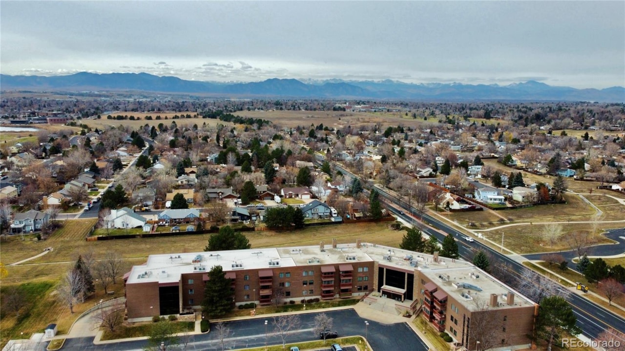 12565 Sheridan Blvd #115 Corbin Manor Excellent 2 bed/2 bath first floor condo in the highly desirable 55+ community of Corbin Manor... Broomfield Broomfield CO 80020 6792637 condo for sale $365,000 6792637 Photo 32