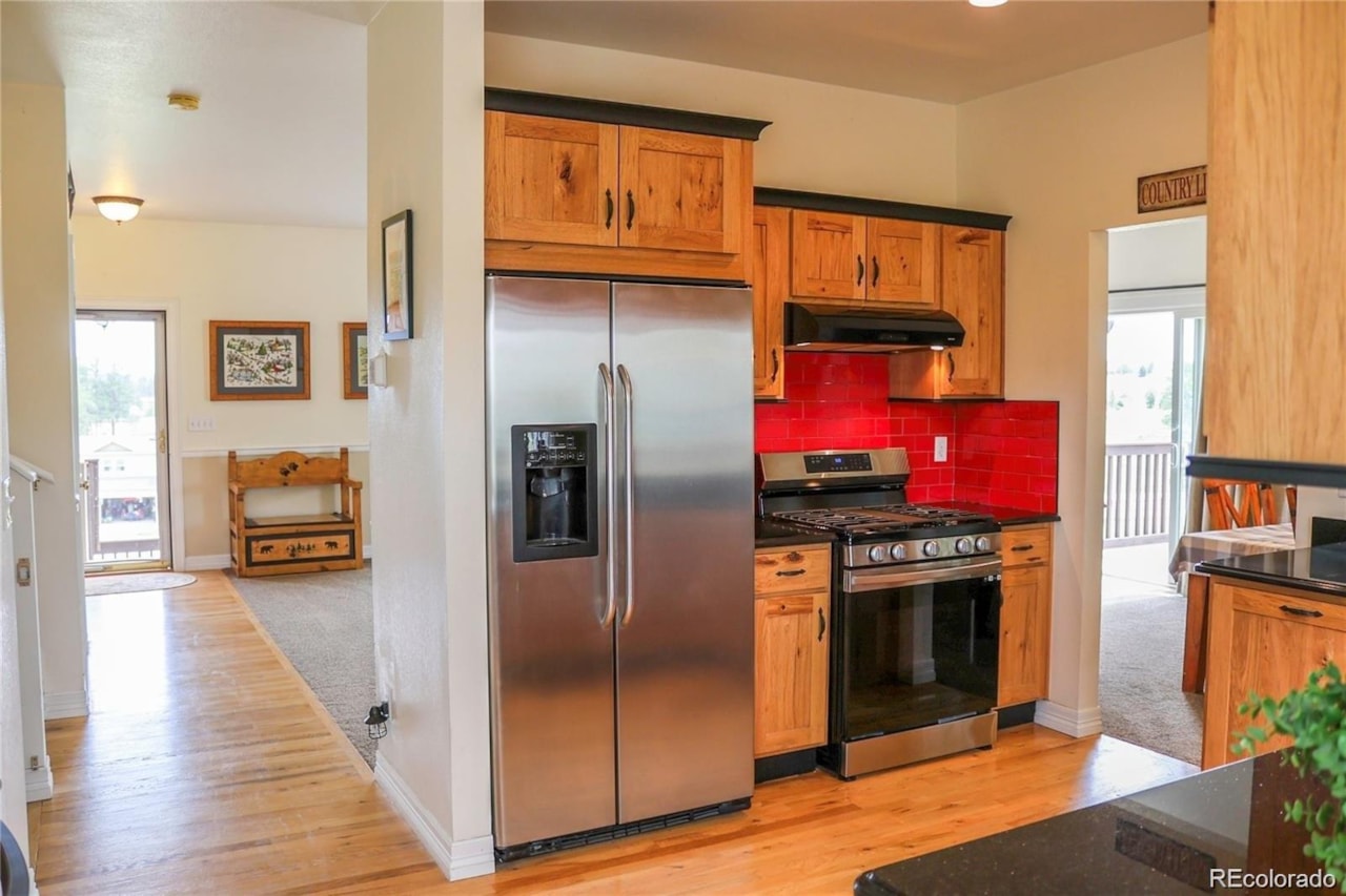 2501 Remington Rd Western Country Ranches This home is covered by a 2 year Choice Ultimate home warranty. Brand new Septic System installed... Elizabeth Elbert CO 80107 3599493 home for sale $755,000 3599493 Photo 11