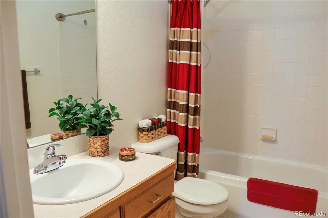 2501 Remington Rd Western Country Ranches This home is covered by a 2 year Choice Ultimate home warranty. Brand new Septic System installed... Elizabeth Elbert CO 80107 3599493 home for sale $755,000 3599493 Photo 29