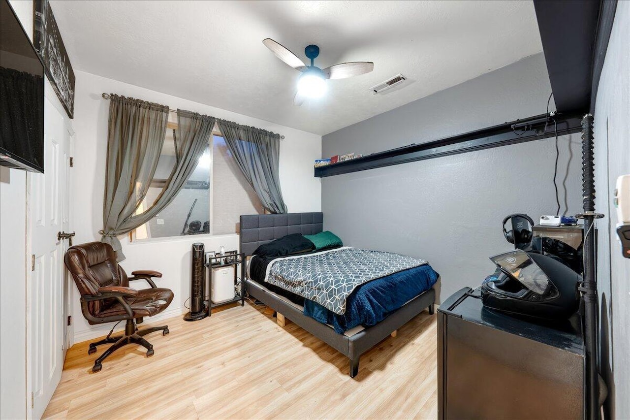 1542 W 1270  N St George, UT 84770 home for sale, MLS#25-266906 - Erika Rogers Photo 22