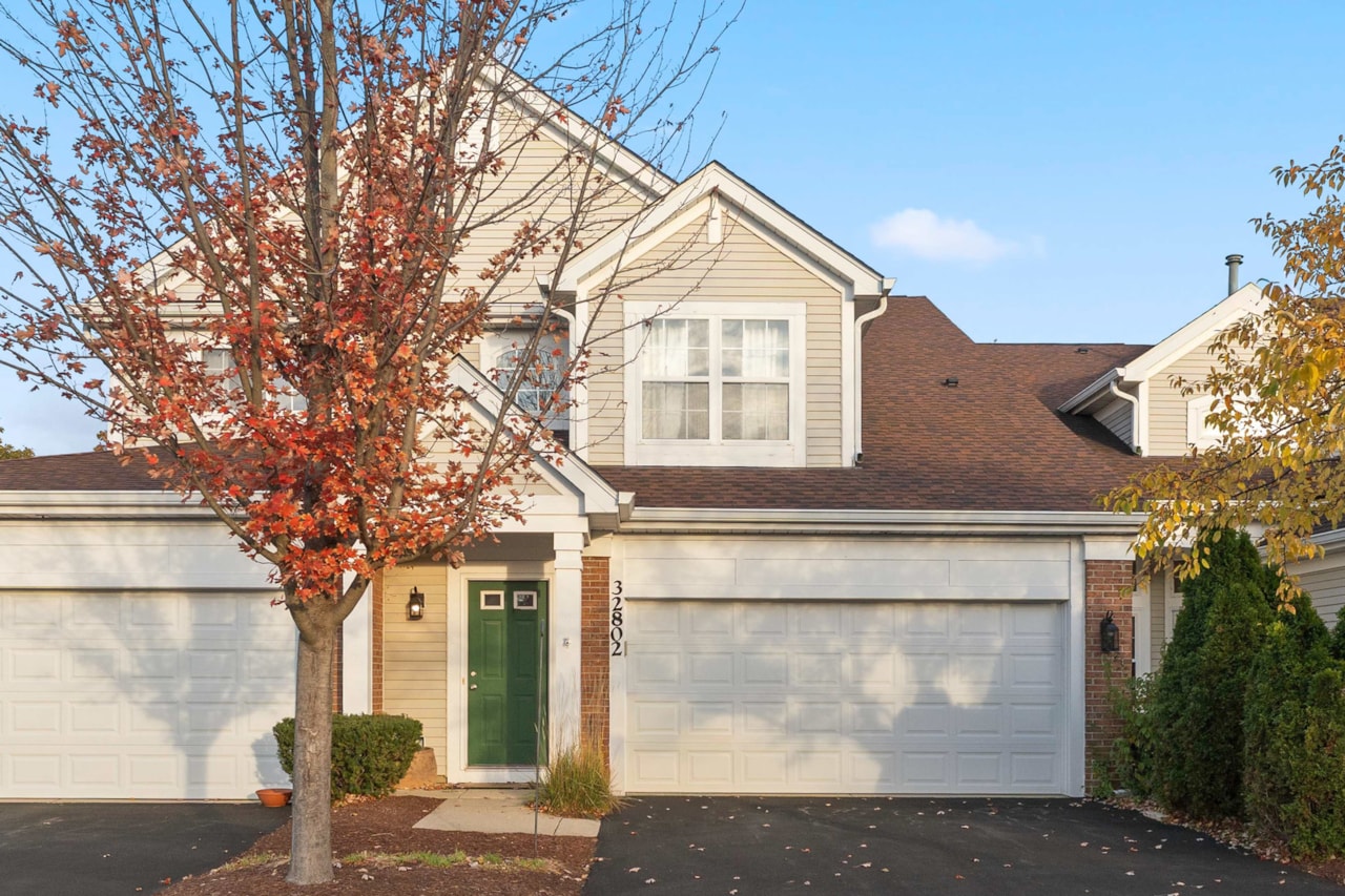32802 Fowler Circle Warrenville, IL 60555 | MLS 12523199