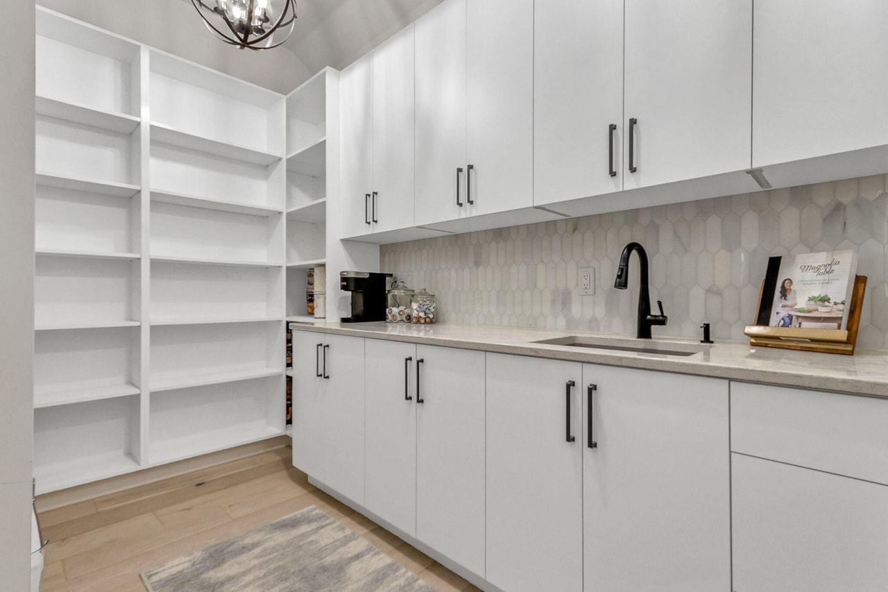 2978 S Farmland DR Washington, UT 84780 home for sale, MLS#25-266967 - Erika Rogers Photo 16