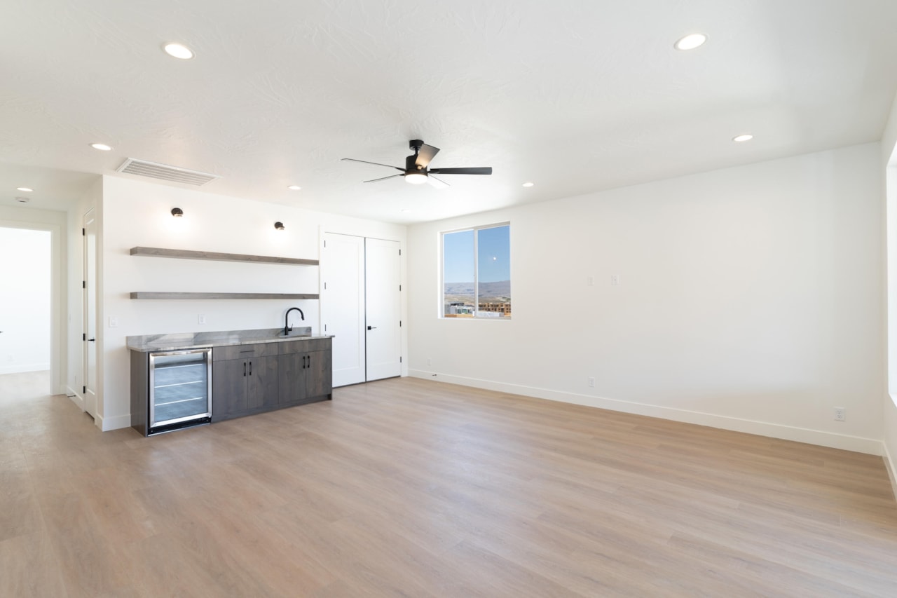 682 W High Tide Place #130 St George, UT 84790 home for sale, MLS#25-266974 - Erika Rogers Photo 25