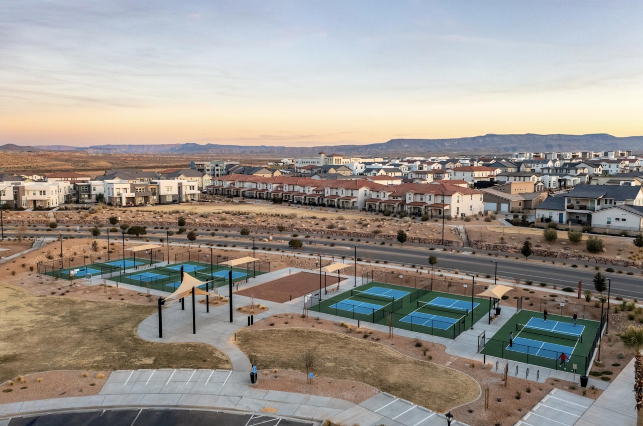 682 W High Tide Place #130 St George, UT 84790 home for sale, MLS#25-266974 - Erika Rogers Photo 28