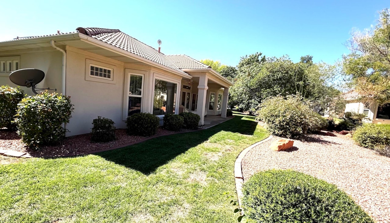 834 W Chickadee CT Washington, UT 84780 home for sale, MLS#25-266978 - Erika Rogers Photo 32