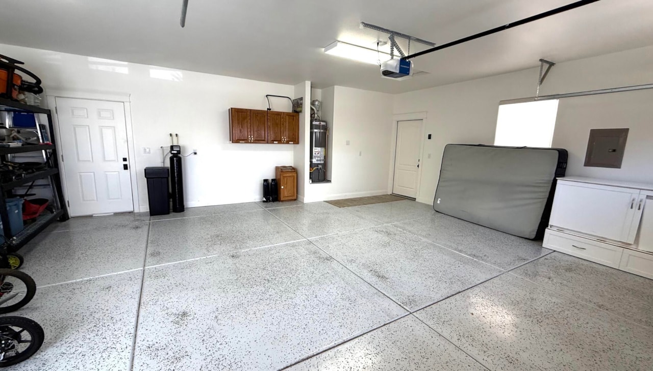 834 W Chickadee CT Washington, UT 84780 home for sale, MLS#25-266978 - Erika Rogers Photo 40