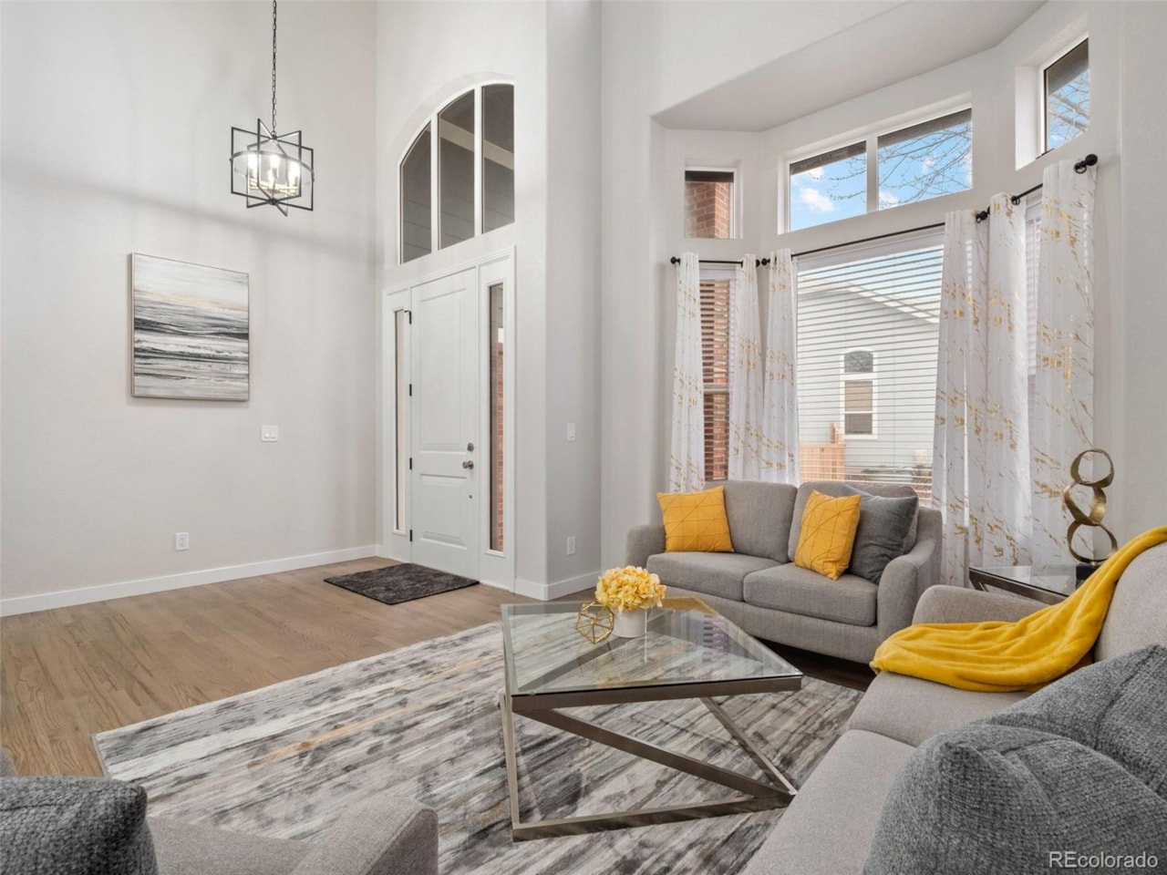 10742 Jellison Circle Walnut Grove Welcome to your fully remodeled new home in Walnut Grove. With over $350K in upgrades, this home is... Broomfield Jefferson CO 80021 3250105 home for sale $1,075,000 3250105 Photo 5