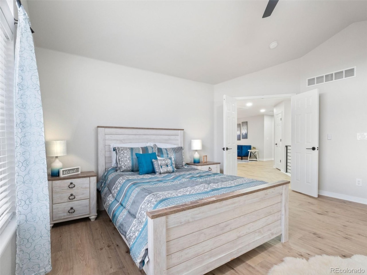 10742 Jellison Circle Walnut Grove Welcome to your fully remodeled new home in Walnut Grove. With over $350K in upgrades, this home is... Broomfield Jefferson CO 80021 3250105 home for sale $1,075,000 3250105 Photo 18