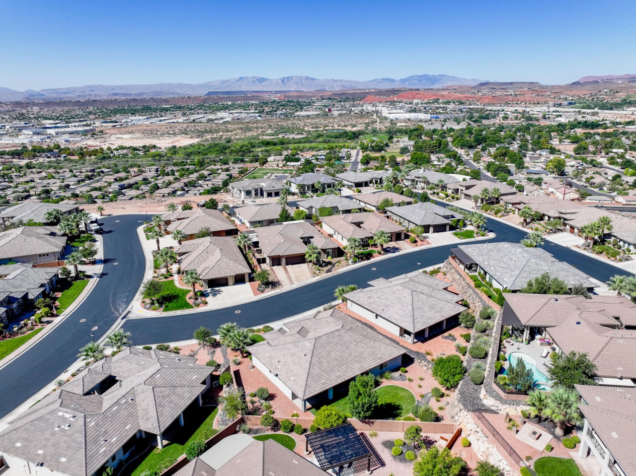 397 S Leoni Way Washington, UT 84780 home for sale, MLS#25-265216 - Erika Rogers Photo 45