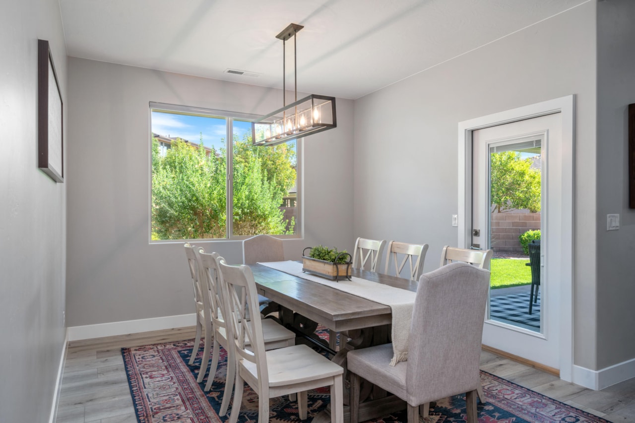 397 S Leoni Way Washington, UT 84780 home for sale, MLS#25-265216 - Erika Rogers Photo 11