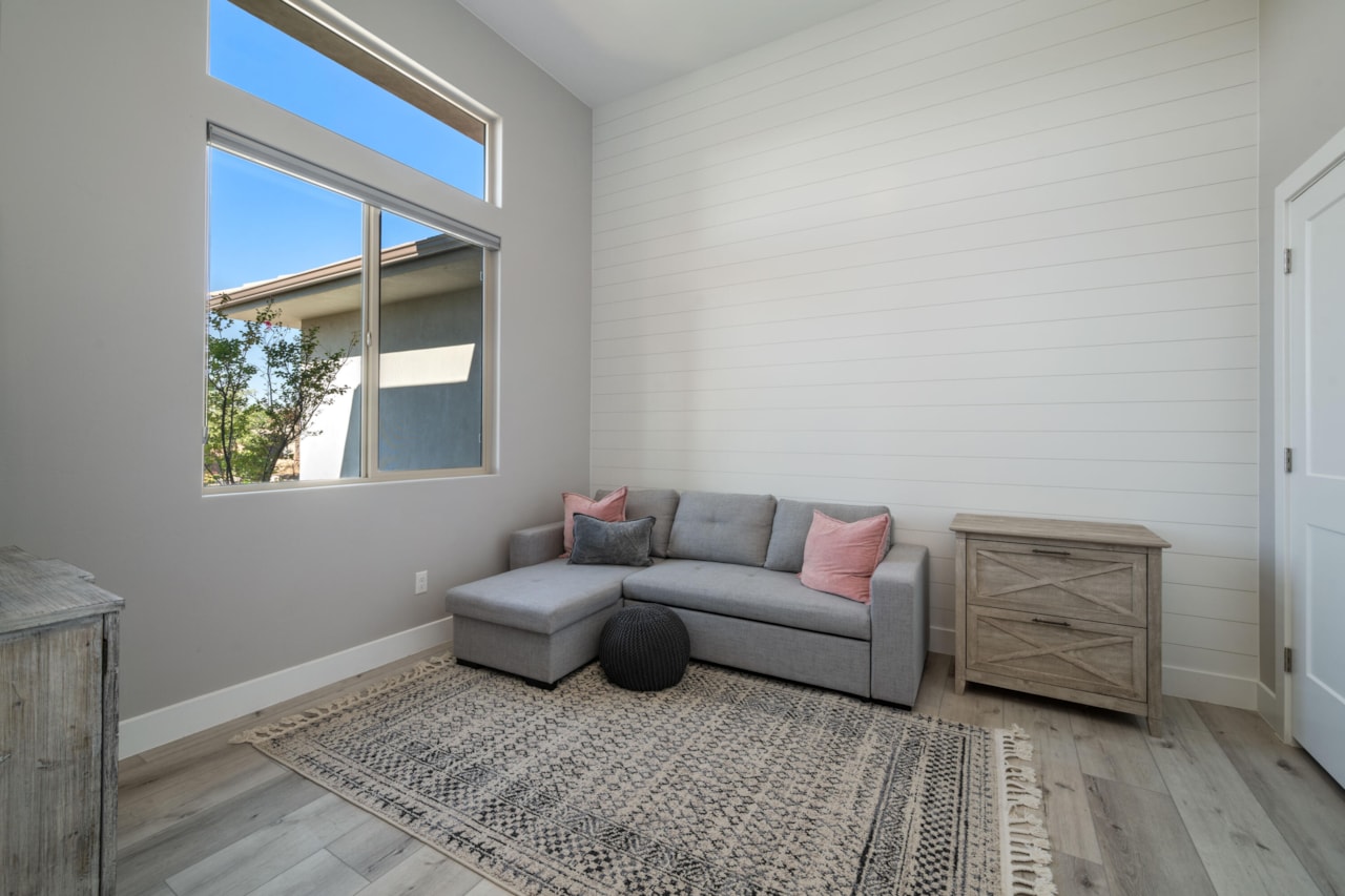 397 S Leoni Way Washington, UT 84780 home for sale, MLS#25-265216 - Erika Rogers Photo 25