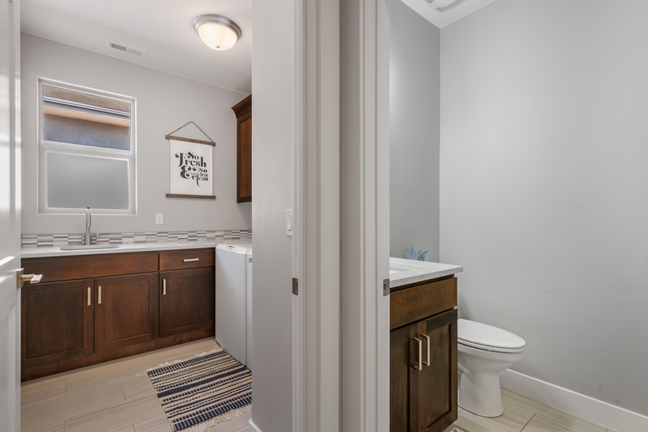 397 S Leoni Way Washington, UT 84780 home for sale, MLS#25-265216 - Erika Rogers Photo 33