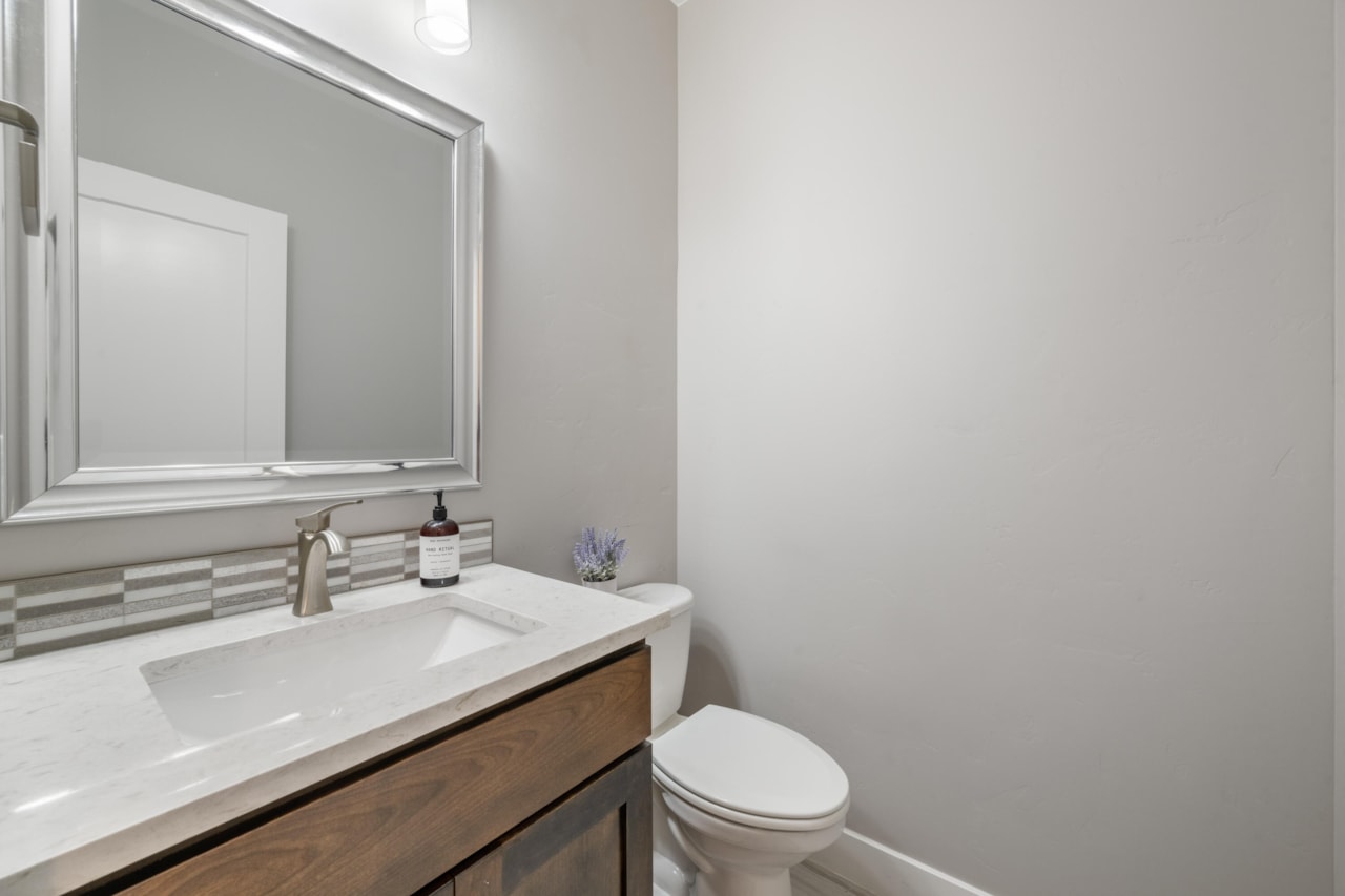 397 S Leoni Way Washington, UT 84780 home for sale, MLS#25-265216 - Erika Rogers Photo 34