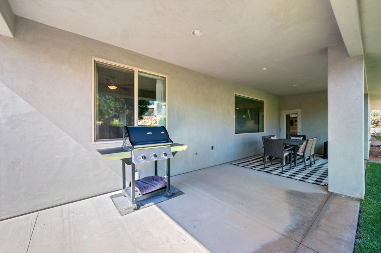 397 S Leoni Way Washington, UT 84780 home for sale, MLS#25-265216 - Erika Rogers Photo 39