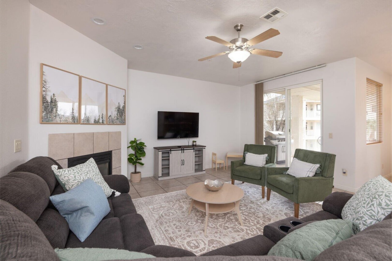 1845 W Canyon View DR #1707 St George, UT 84770 condo for sale, MLS#25-266981 - Erika Rogers Photo 3