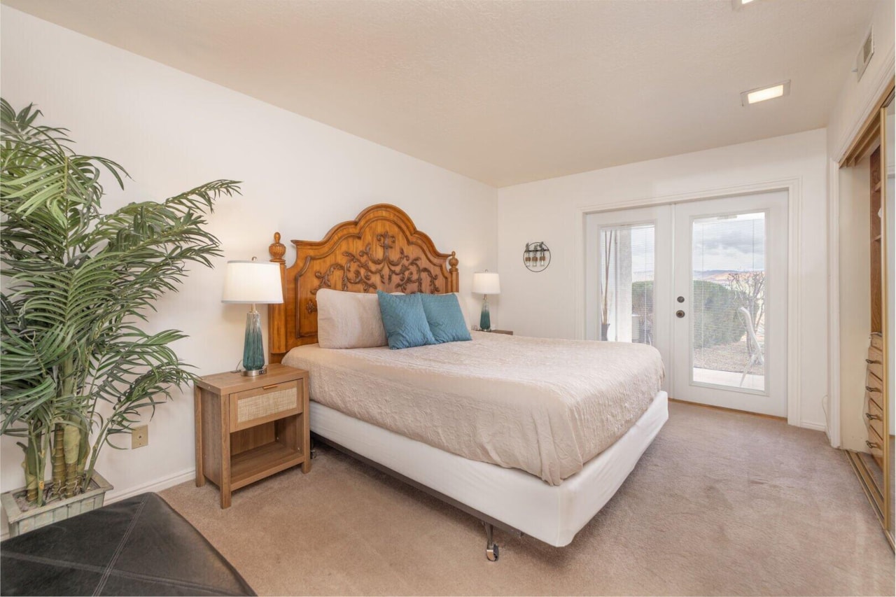 1845 W Canyon View DR #302 St George, UT 84770 condo for sale, MLS#25-266980 - Erika Rogers Photo 12