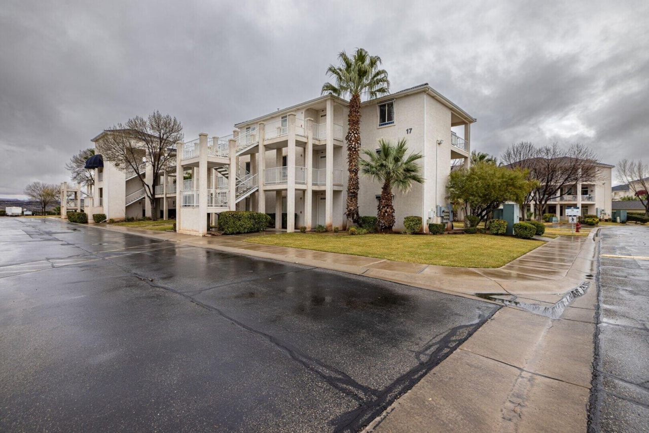 1845 W Canyon View DR #1707 St George, UT 84770 condo for sale, MLS#25-266981 - Erika Rogers Photo 24