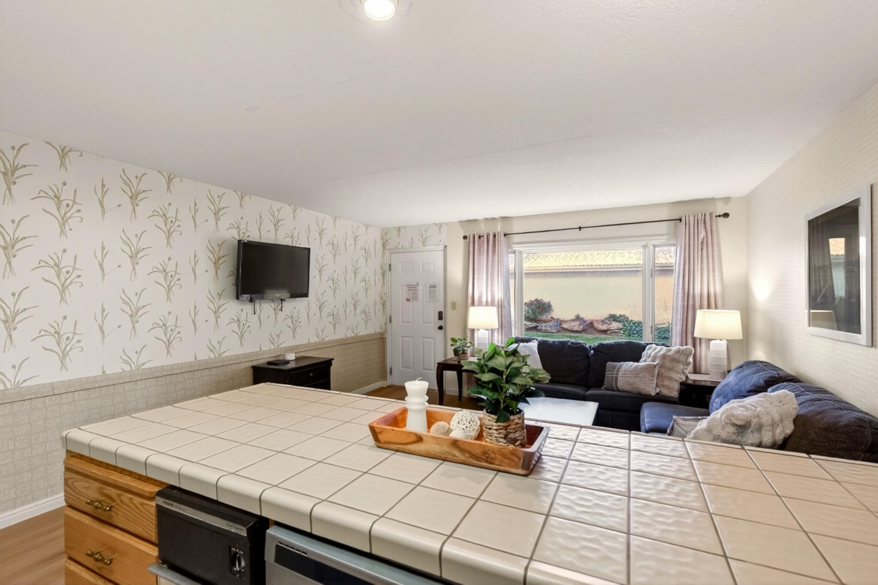 1845 W Canyon View DR #1609 St George, UT 84770 condo for sale, MLS#25-266996 - Erika Rogers Photo 18