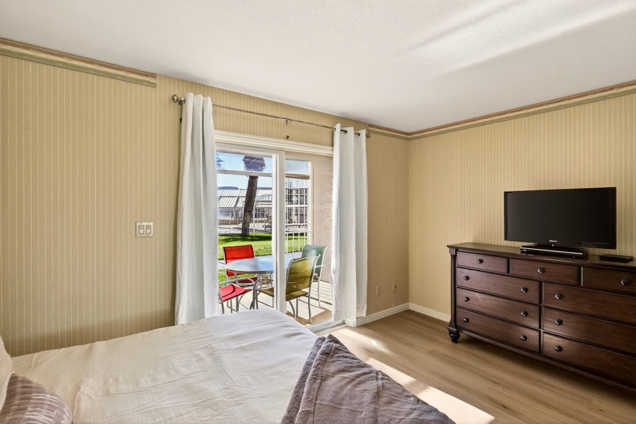 1845 W Canyon View DR #1609 St George, UT 84770 condo for sale, MLS#25-266996 - Erika Rogers Photo 23