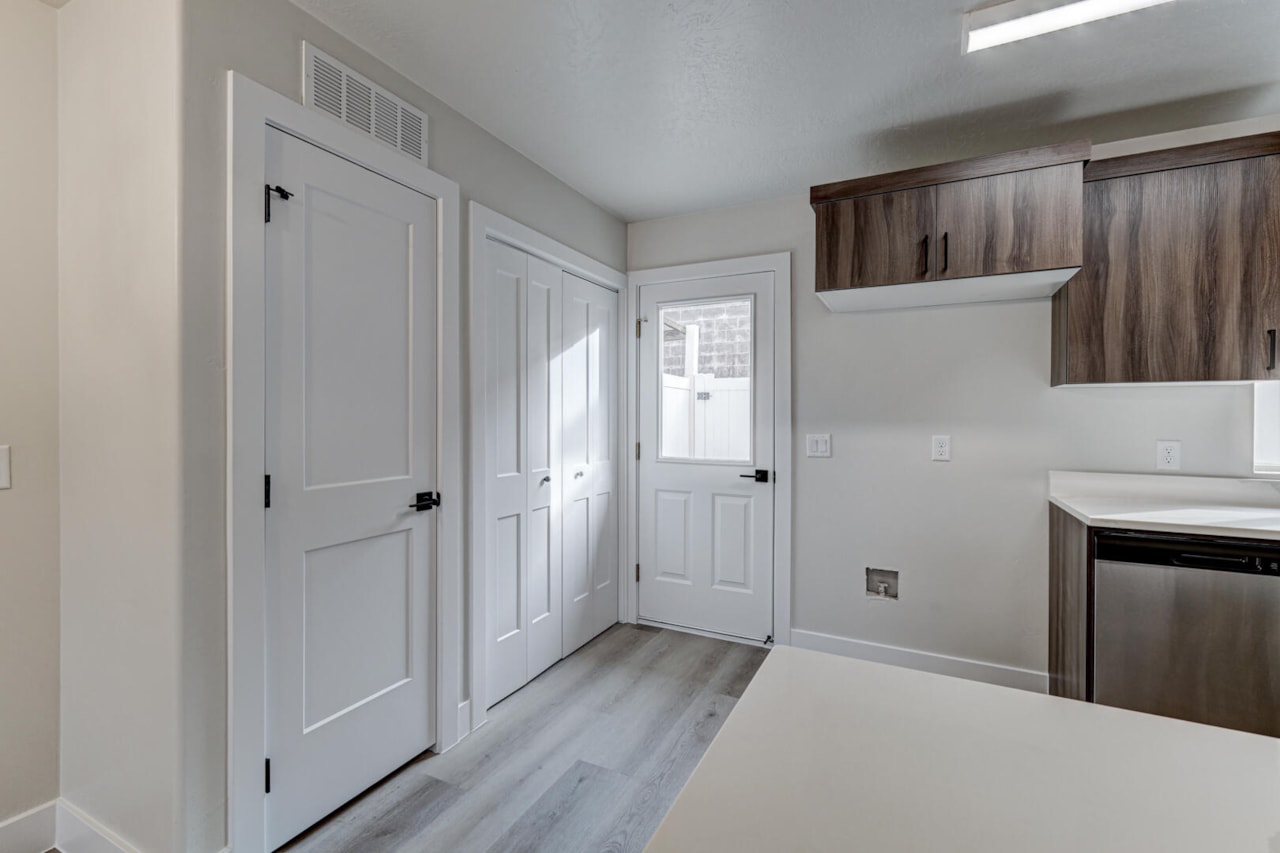 1108 N 1300 W #10 St George, UT 84770 home for sale, MLS#25-266998 - Erika Rogers Photo 7