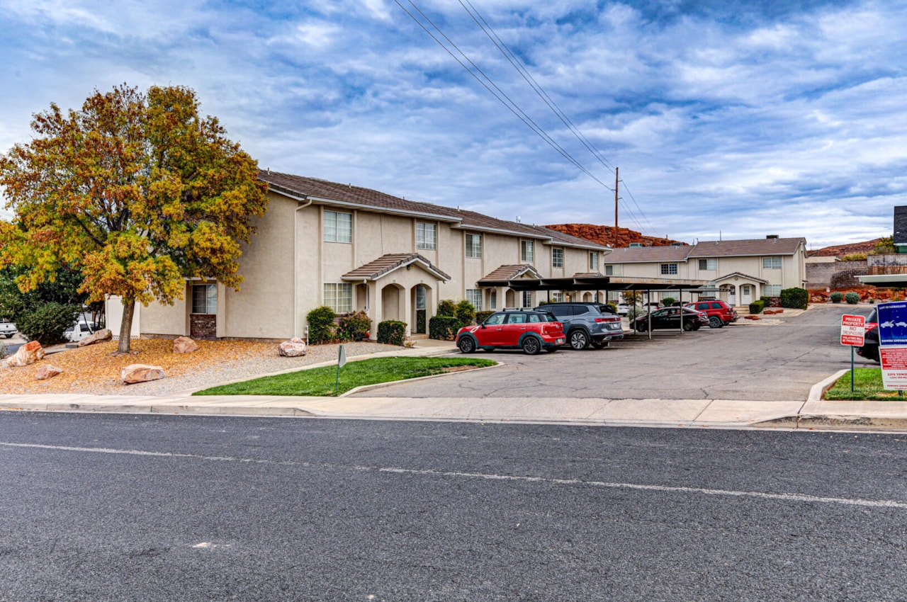 1108 N 1300 W #26 St George, UT 84770 home for sale, MLS#25-267005 - Erika Rogers Photo 4