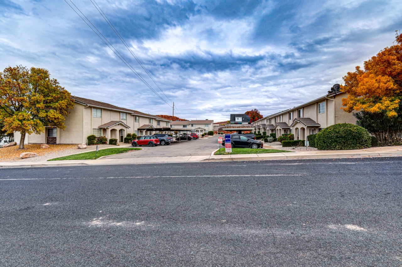 1108 N 1300 W #26 St George, UT 84770 home for sale, MLS#25-267005 - Erika Rogers Photo 25