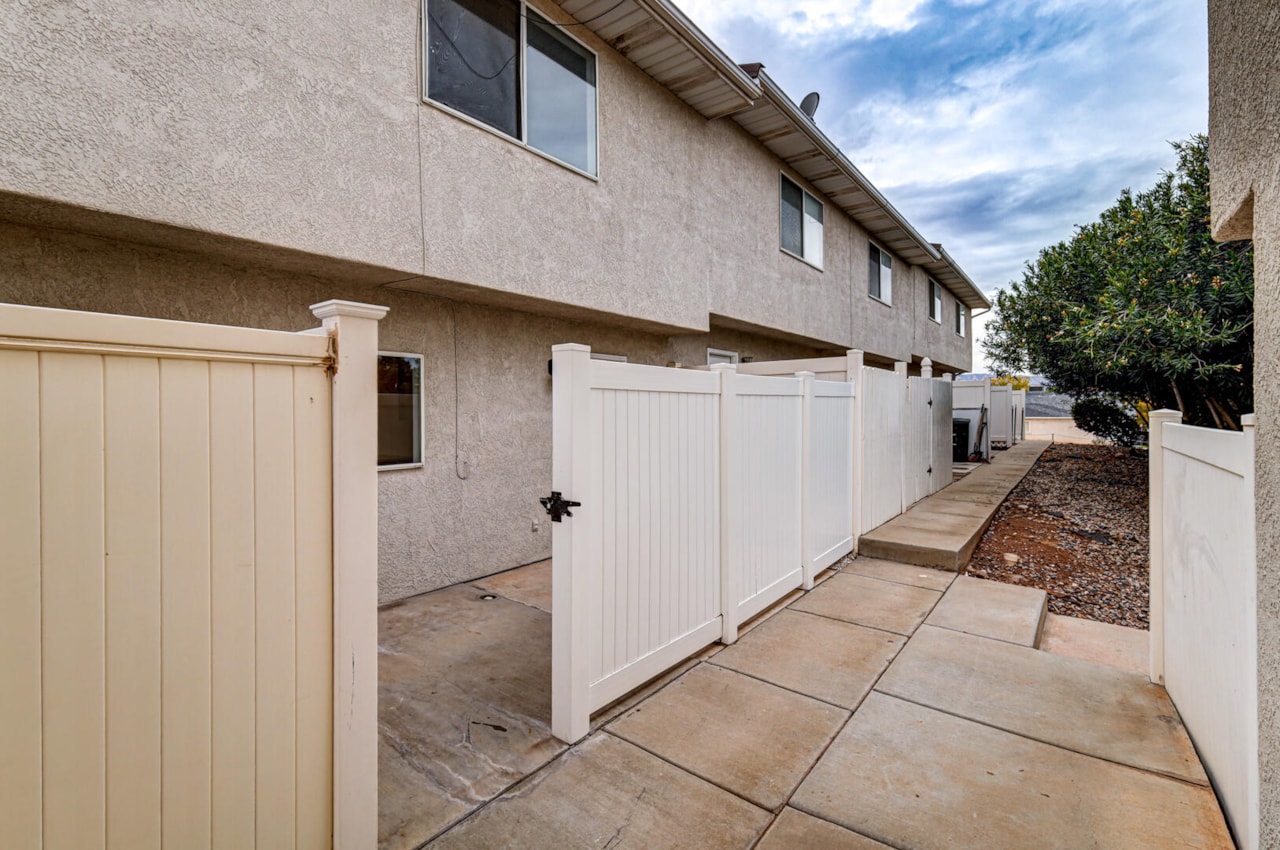 1108 N 1300 W #26 St George, UT 84770 home for sale, MLS#25-267005 - Erika Rogers Photo 31