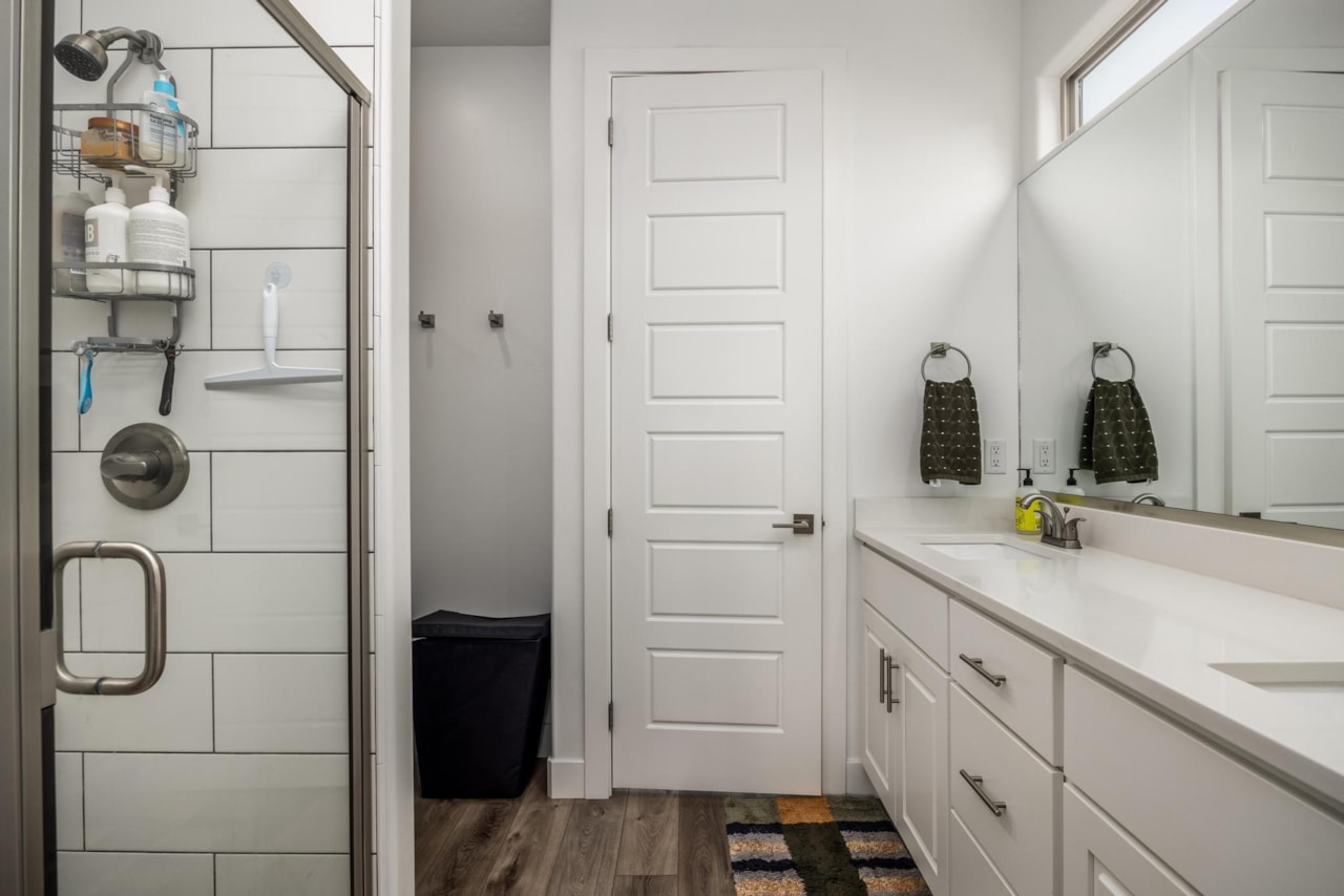 233 W Green Jade DR Washington, UT 84780 home for sale, MLS#25-266990 - Erika Rogers Photo 15