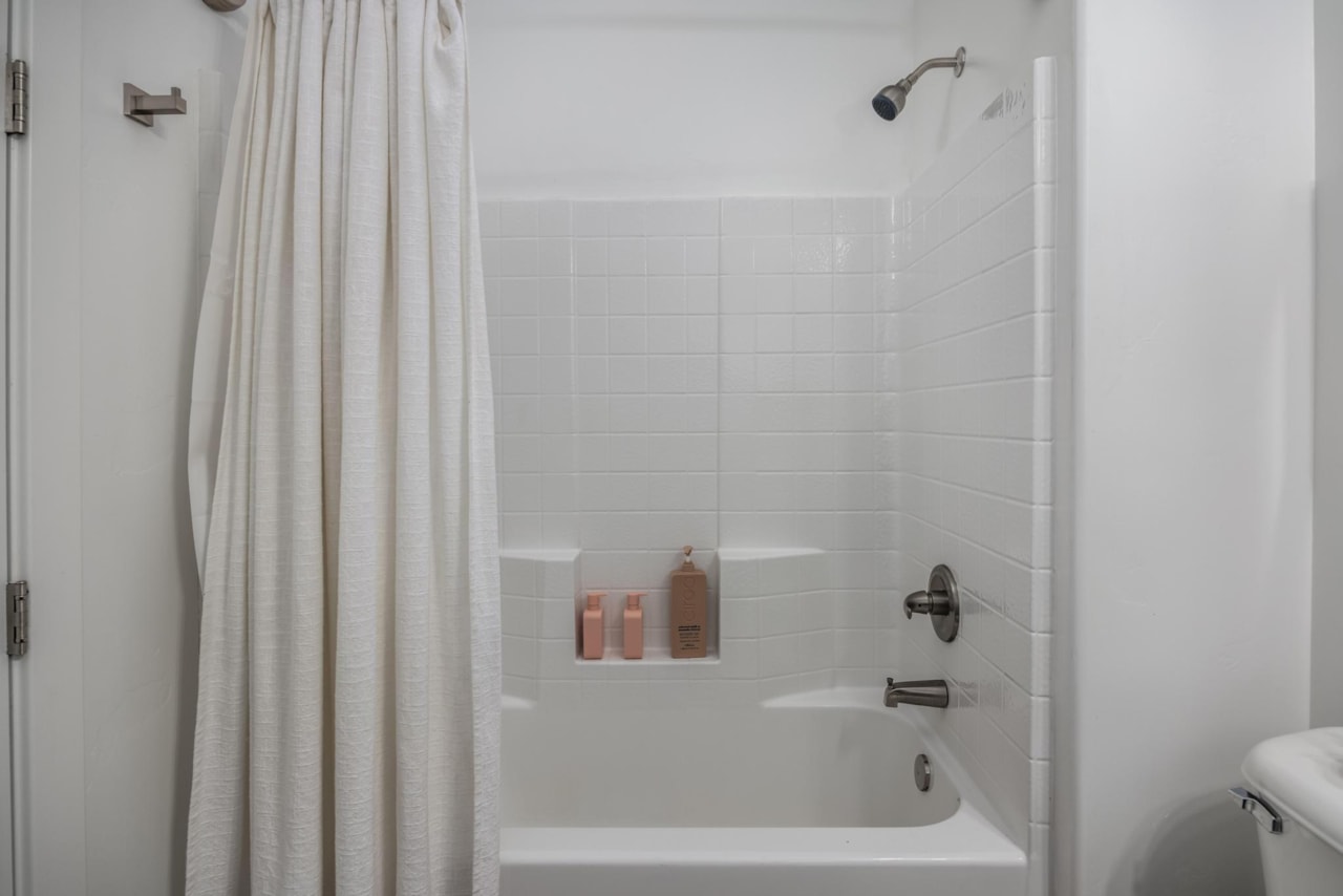 233 W Green Jade DR Washington, UT 84780 home for sale, MLS#25-266990 - Erika Rogers Photo 24