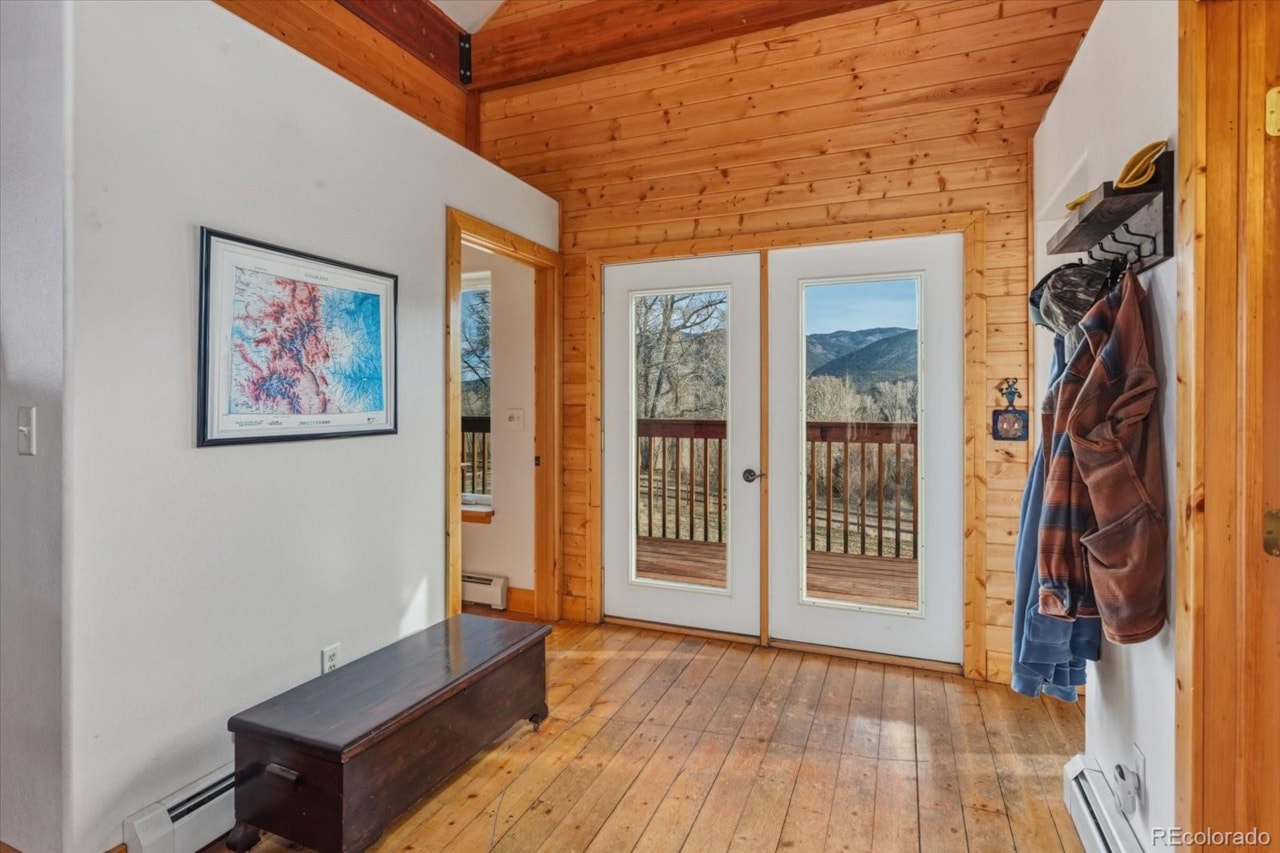 12560 W Us Highway 50 Country Meadows Estates Amended This is a true barndominium horse property with water rights, irrigated pasture, and a full... Salida Chaffee CO 81201 5172023 home for sale $1,350,000 5172023 Photo 17