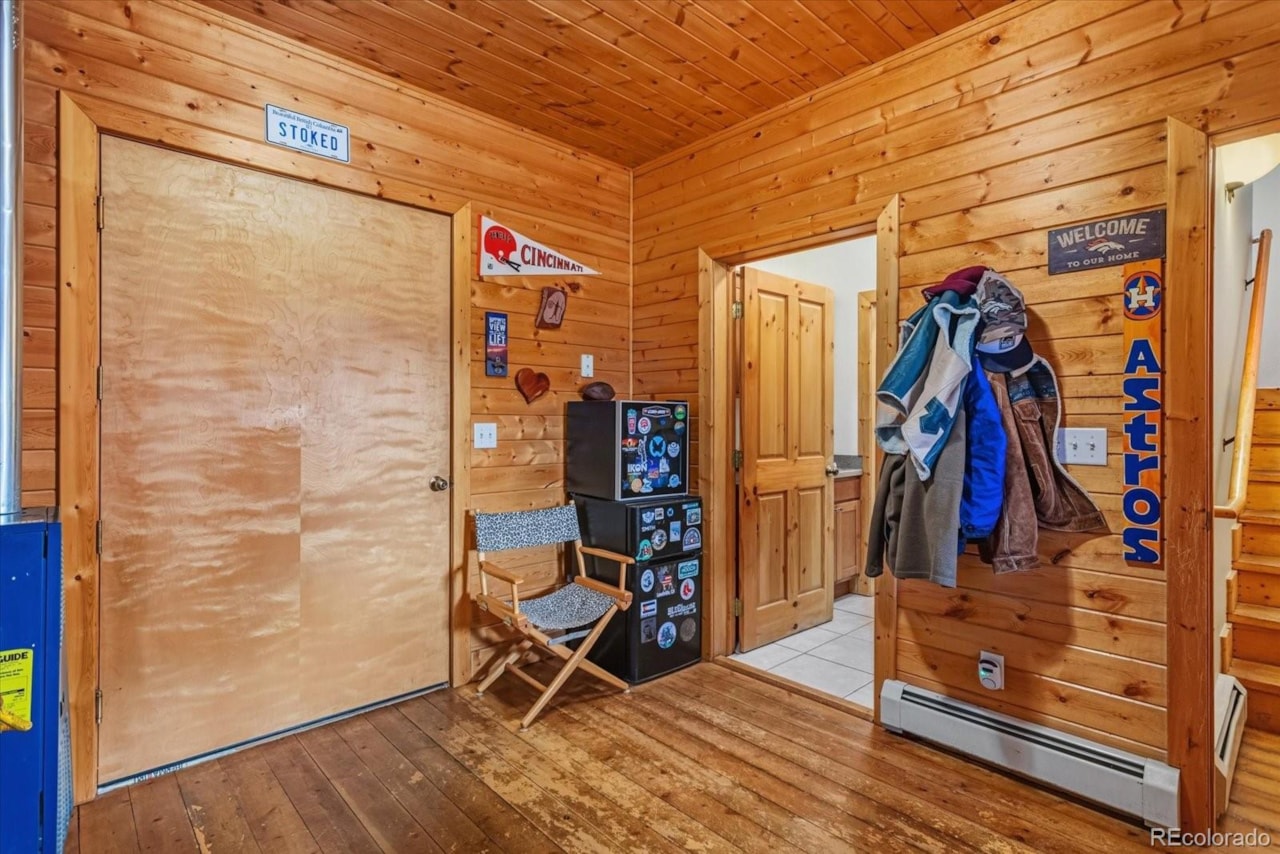 12560 W Us Highway 50 Country Meadows Estates Amended This is a true barndominium horse property with water rights, irrigated pasture, and a full... Salida Chaffee CO 81201 5172023 home for sale $1,350,000 5172023 Photo 28