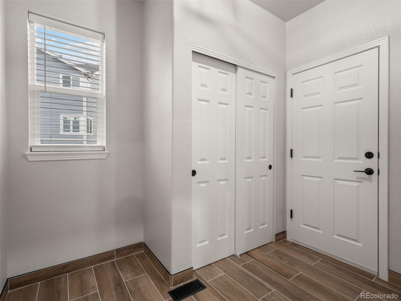 10742 Jellison Circle Walnut Grove Welcome to your fully remodeled new home in Walnut Grove. With over $350K in upgrades, this home is... Broomfield Jefferson CO 80021 3250105 home for sale $1,075,000 3250105 Photo 25