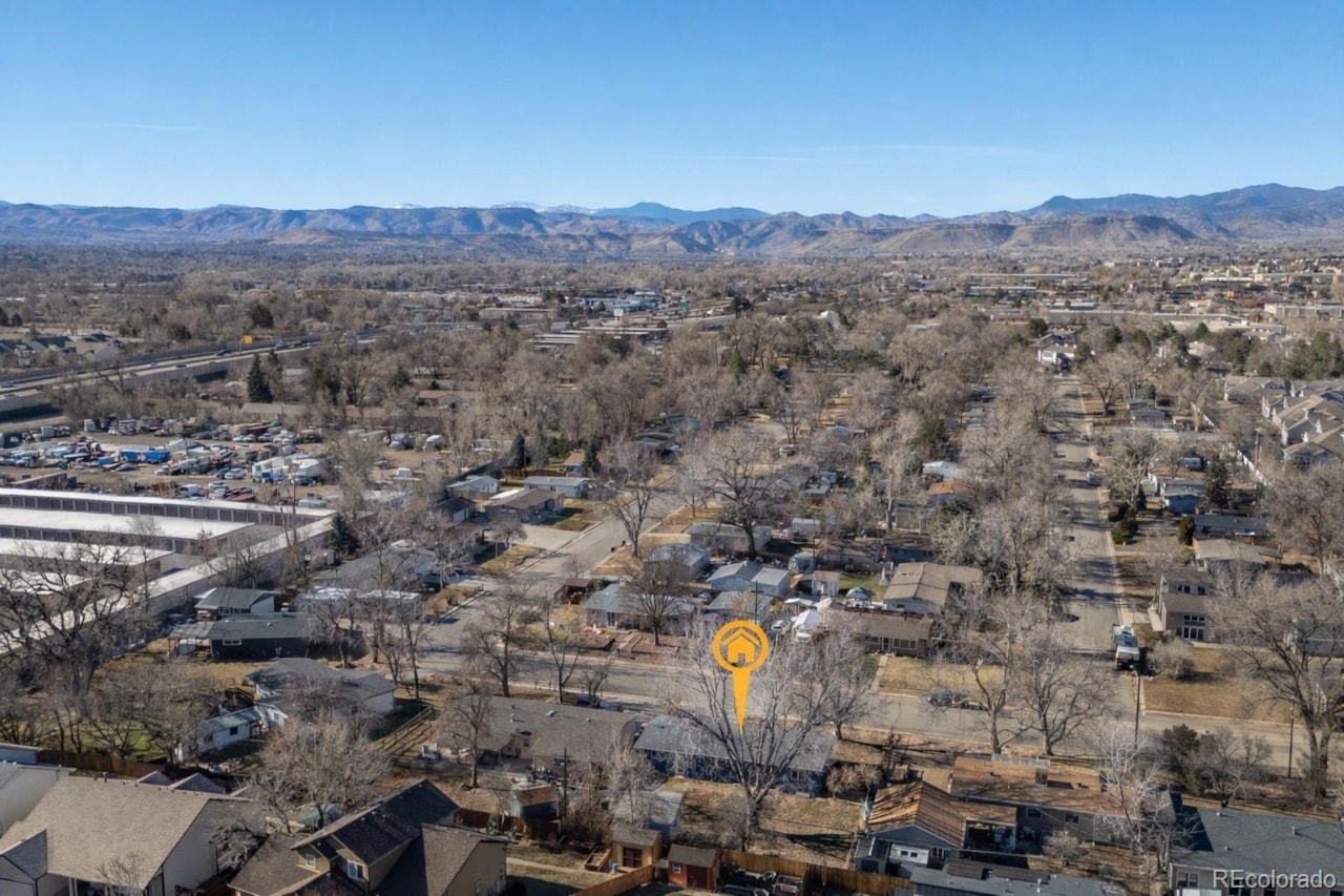 4950 Estes Ct Old Town Arvada Fully remodeled from top to bottom, this stunning home offers modern finishes, an open and... Arvada Jefferson CO 80002 3421403 home for sale $589,999 3421403 Photo 18