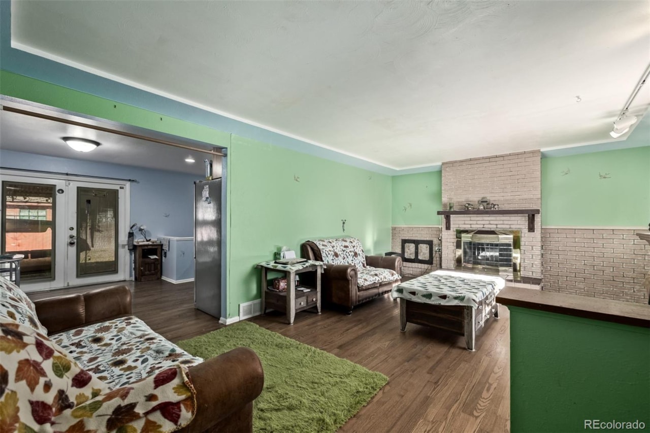 8227 Depew Way Far Horizons Flg #2 Charming brick ranch-style home with a finished basement! Great location in a quiet, established... Arvada Jefferson CO 80003 4697357 home for sale $515,000 4697357 Photo 4