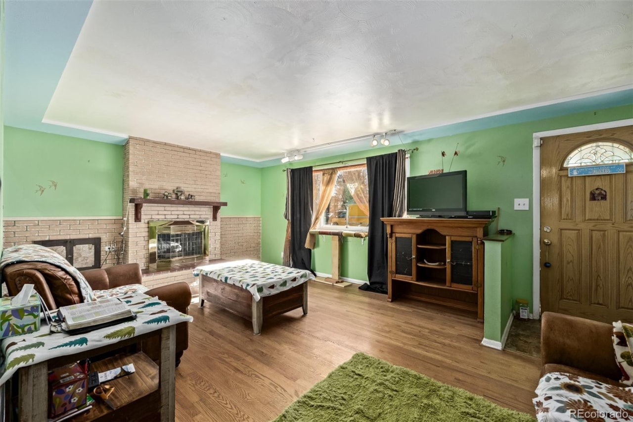 8227 Depew Way Far Horizons Flg #2 Charming brick ranch-style home with a finished basement! Great location in a quiet, established... Arvada Jefferson CO 80003 4697357 home for sale $515,000 4697357 Photo 5