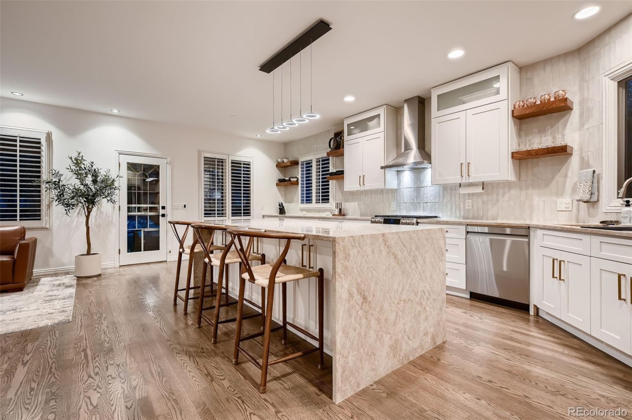 66 Blue Heron Ln Bateleur At The Preserve At Greenwood Village No Expense Spared On This Exquisite Ranch in Greenwood Village's Coveted Bateleur Neighborhood!... Greenwood Village Arapahoe CO 80121 5737748 home for sale $1,925,000 5737748 Photo 11