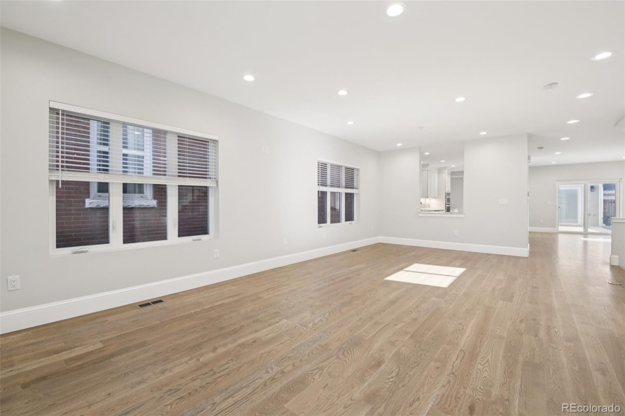 260 S Grant St Washington Park West/ Speer Experience contemporary luxury in this brand-new, never-occupied custom home located in one of... Denver Denver CO 80209 8099614 home for sale $1,775,000 8099614 Photo 4