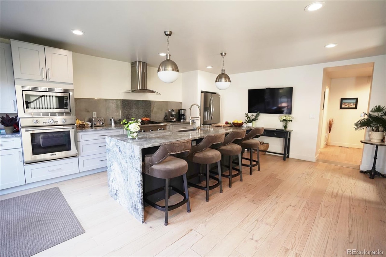 1531 E Alameda Ave Washington Park Step into this fully remodeled 1905 cottage-style home, where timeless charm meets modern... Denver Denver CO 80209 5455965 home for sale $1,175,000 5455965 Photo 10