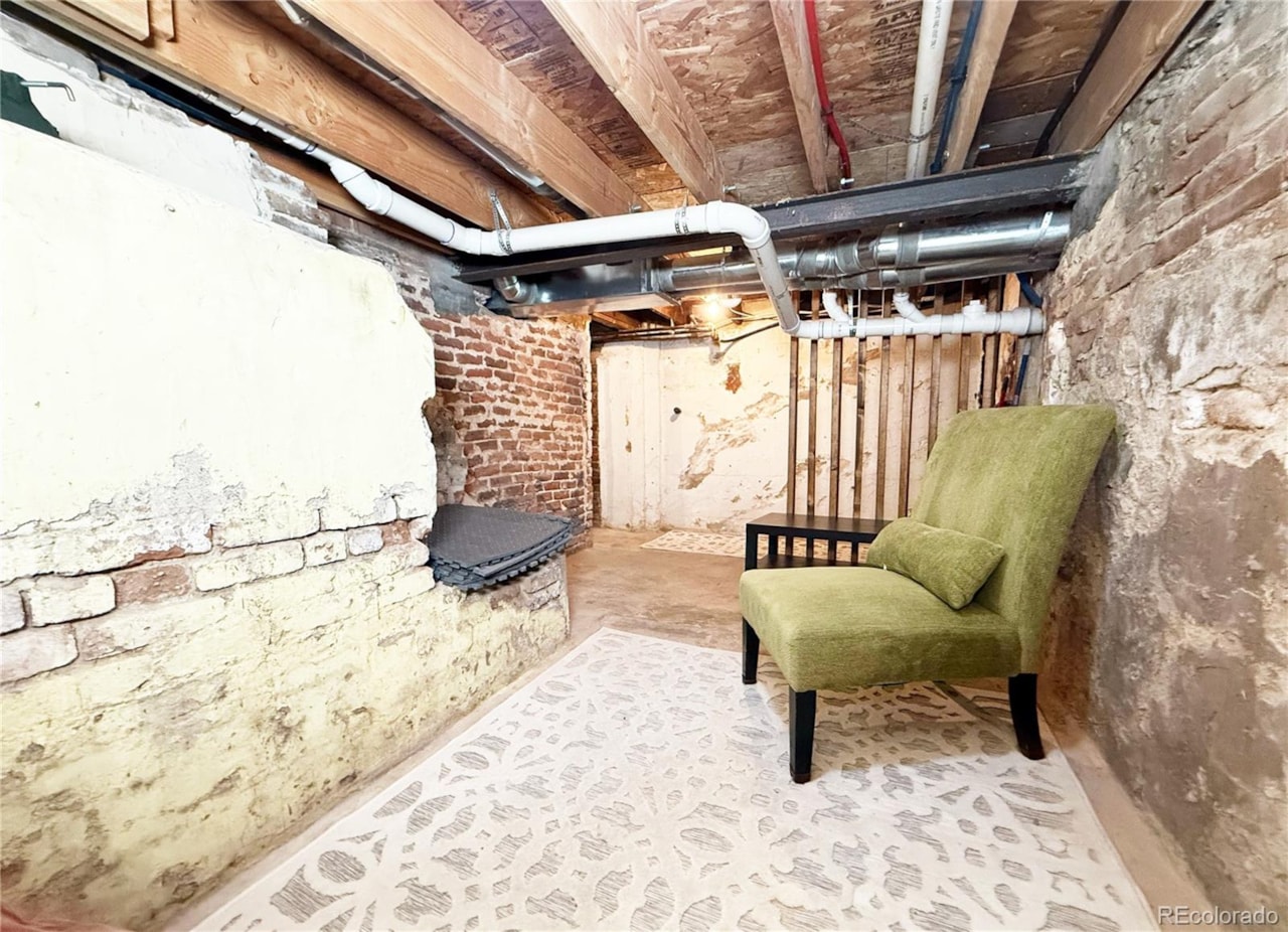 1531 E Alameda Ave Washington Park Step into this fully remodeled 1905 cottage-style home, where timeless charm meets modern... Denver Denver CO 80209 5455965 home for sale $1,175,000 5455965 Photo 31